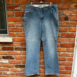 Lands’ End Women's Jeans ~ Original Fit ~ Modern Waist ~ Bootleg ~ 12
